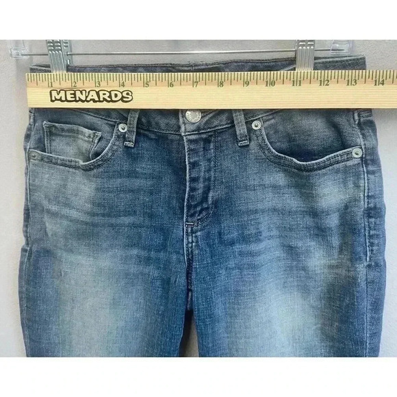 Lucky Brands Jeans Women's Size 2/26‎ Low Rise Faded Wash Lolita Crop Blue Denim - Picture 4 of 11